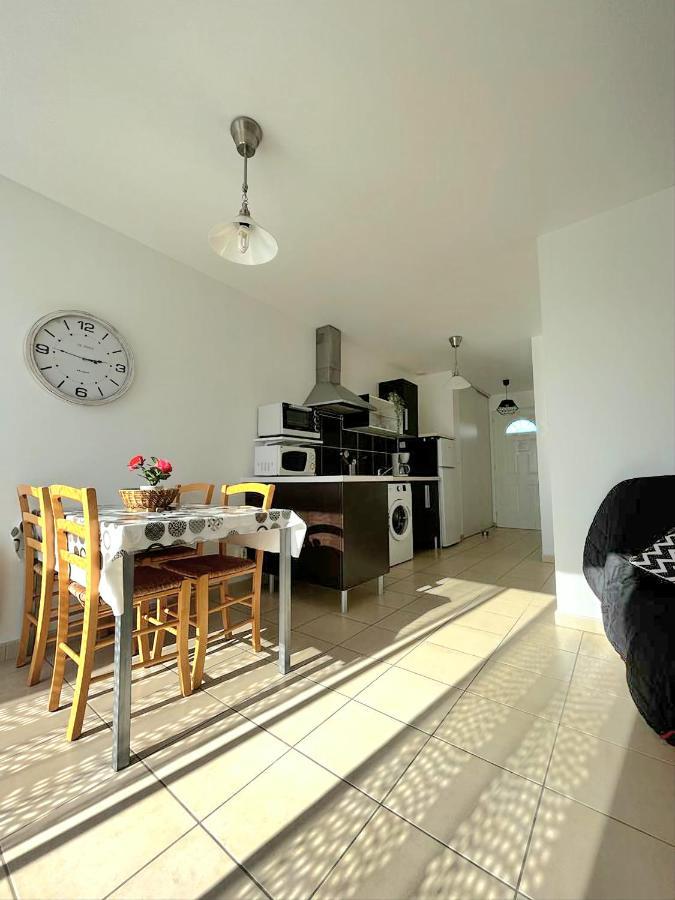 Logement Thermale Et De Tourisme Les Acacias 2 Jonzac Bagian luar foto